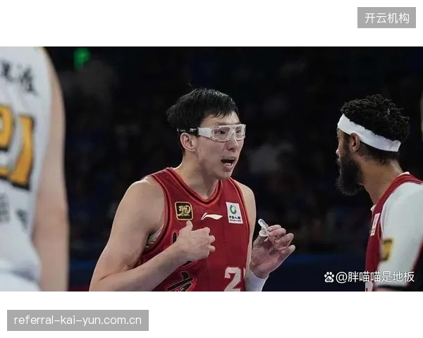 周琦的护框价值在北京队淘汰广东队的系列赛中得到体现，其防守影响力有效释放了外线压力。