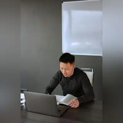 袁森